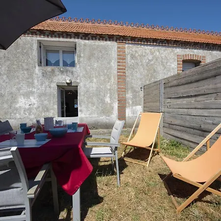 En Famille A 4 A L'epine *