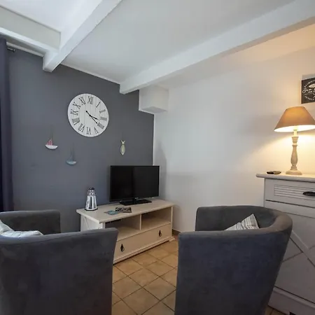 Vakantiehuis En Famille A 4 A L'epine *